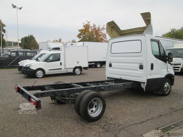 Шасси фургона IVECO 35 C13*Fahrgestell*