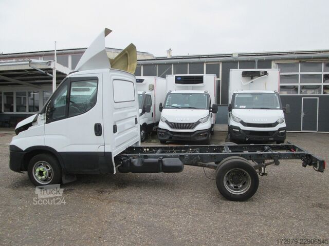 Шасси фургона IVECO 35 C13*Fahrgestell*
