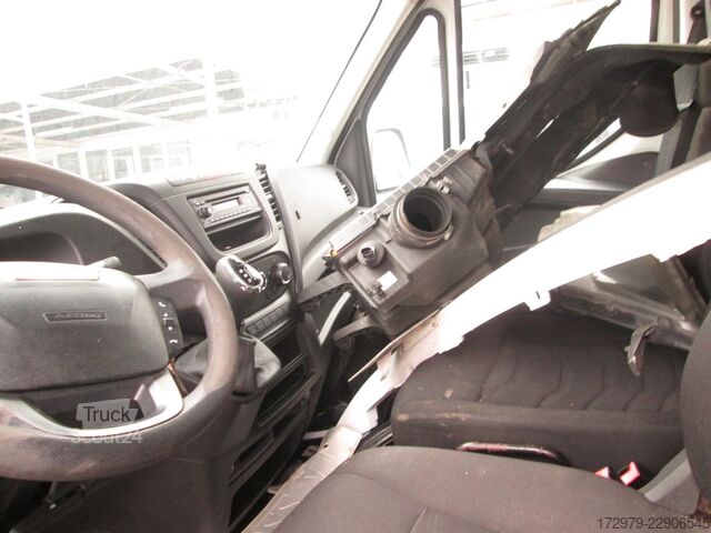 Шасси фургона IVECO 35 C13*Fahrgestell*