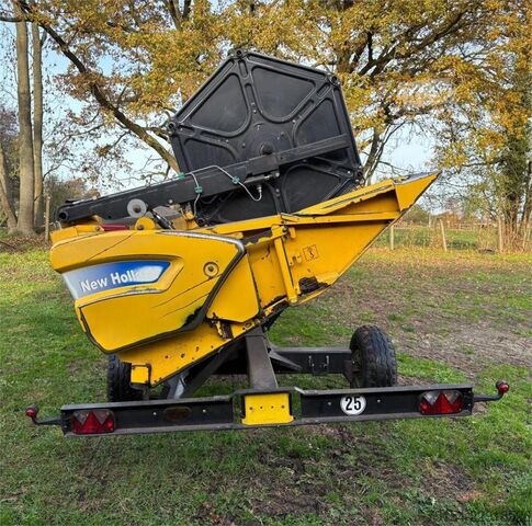 Mejetærsker New Holland CR 9070