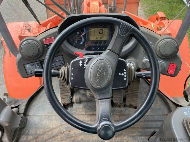 Lader Hitachi ZW150