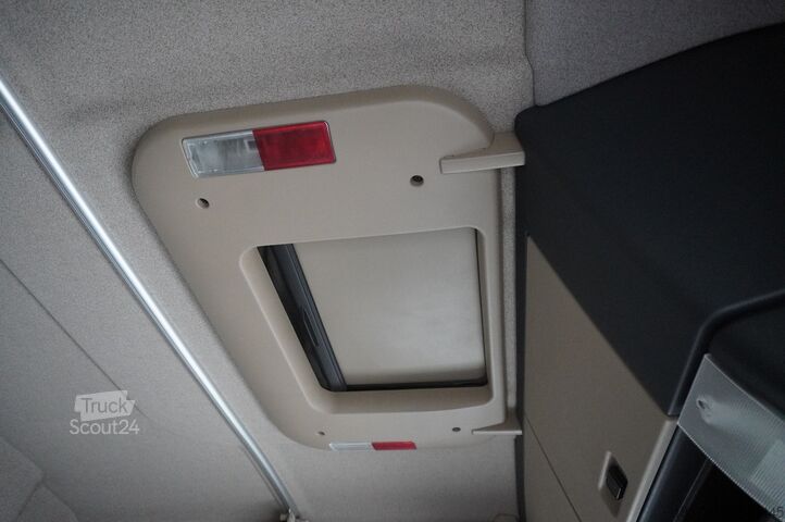 Cisternă pentru gunoi lichid MAN TGS 35.420 8×2 /NEW septic barrel 13000L