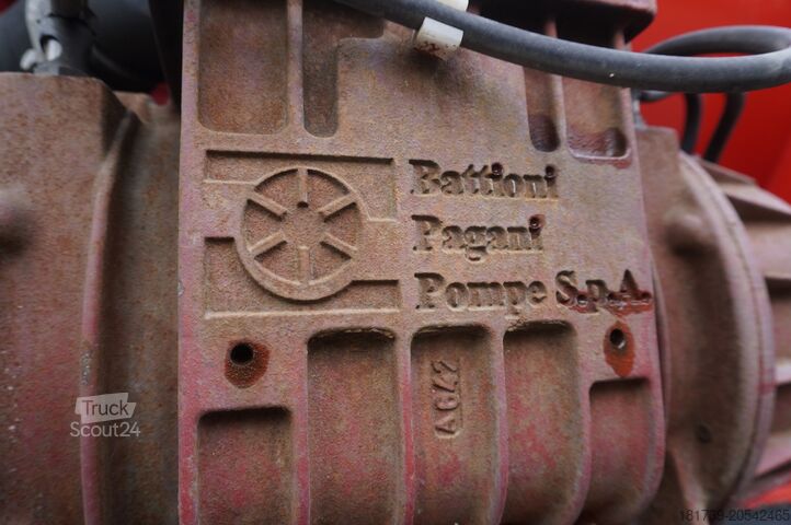 Vidanja MAN TGS 35.400 8x4 E5 / HYVA HOOK LIFT 32.56