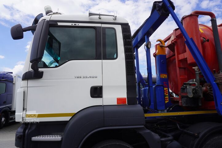 Wóz asenizacyjny MAN TGS 35.400 8x4 E5 / HYVA HOOK LIFT 32.56