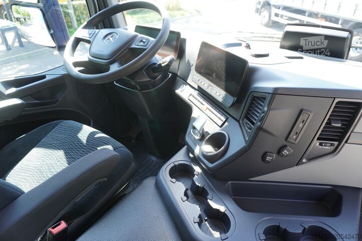 Nástavba s septikem Mercedes-Benz Actros 18.35 LS/ NEW septic tank 08.2025