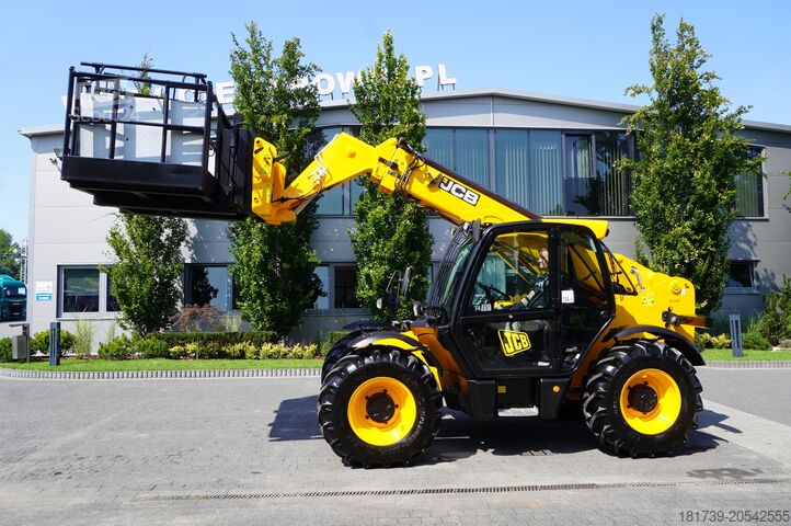Manipulator telescopic JCB 535-95 / 3.5 T / range 9.5 m / joystick