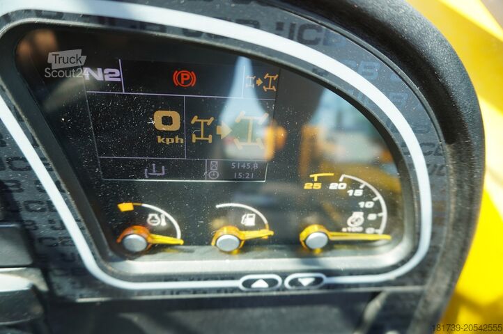 Teleszkópos rakodó JCB 535-95 / 3.5 T / range 9.5 m / joystick