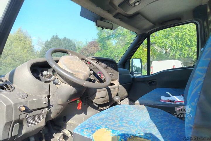 Furgonetka pick-up IVECO DAILY 35 12 2.8 2.5 DOPPIA CABINA