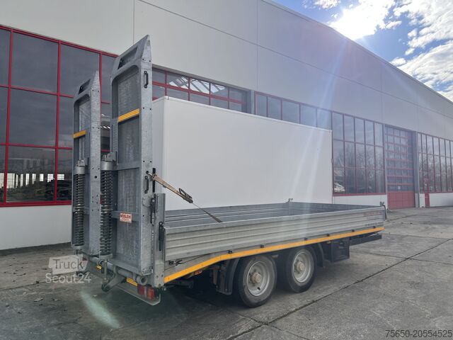 Remorque porte-engins surbaissée Möslein TTS 11 Schwebheim Tandemtieflader, Breite Rampen, Wenig Benutzt