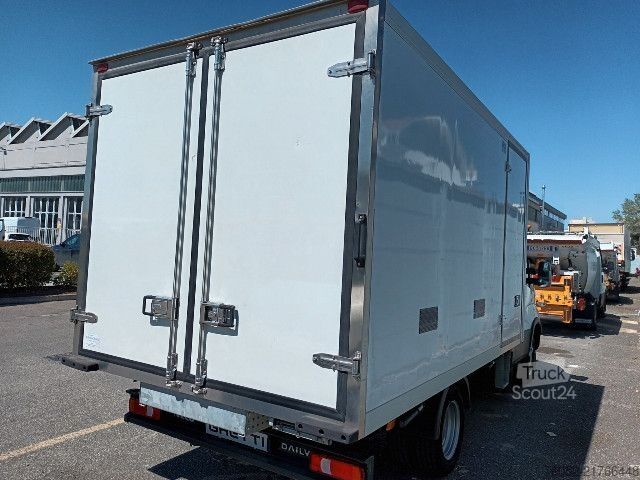 Хладилен камион IVECO 35C16
