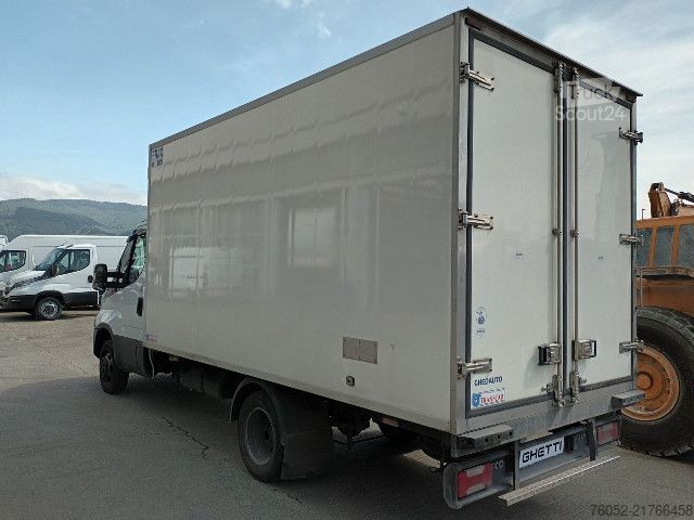 Chłodnia (samochód ciężarowy) IVECO 35C14