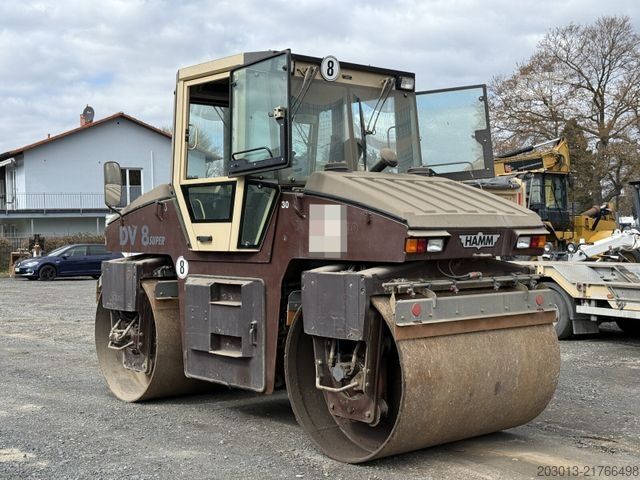 مدحلة أسطوانة واحدة HAMM DV 08 Super Walze 12 Ton *Vibrator *Streuer