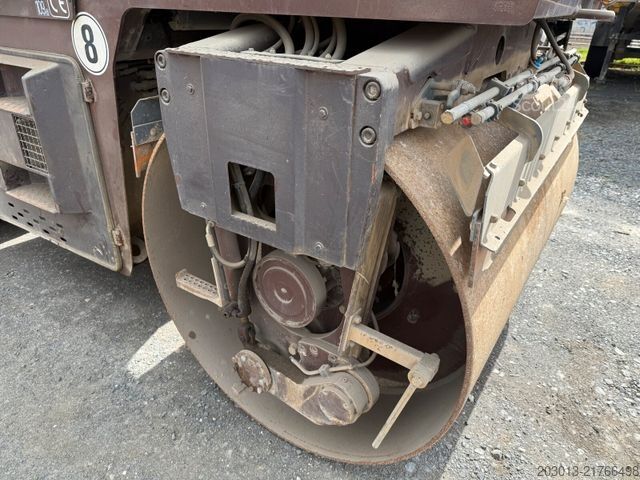 مدحلة أسطوانة واحدة HAMM DV 08 Super Walze 12 Ton *Vibrator *Streuer