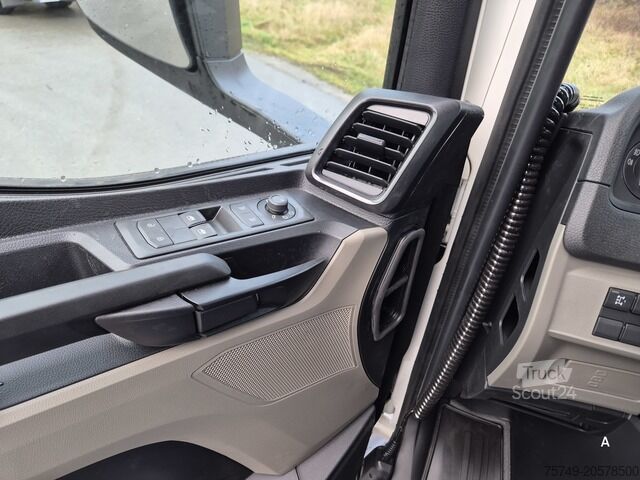 Roll-off tipper truck man TGM 15.290 BL Abrollkipper Multihook City+1570mm