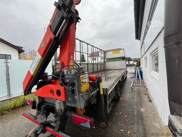 Camión para transporte de vidrio con bastidor y grúa MAN TGL 12.250