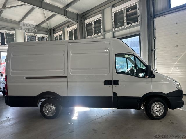 Bestelwagen met verhoogd dak IVECO Daily 2.3L HOCH&LANG*KLIMA*TÜV 05/27*AHK*EURO5