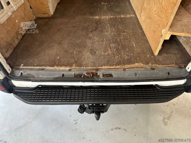 Yüksek tavanlı panelvan IVECO Daily 2.3L HOCH&LANG*KLIMA*TÜV 05/27*AHK*EURO5