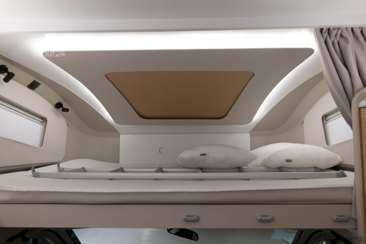 ADRIA CORAL XL AXESS 600 DP - SPEED EDITION KÄYTETTY MANSARDIAUTOMAATTI ADRIA CORAL XL AXESS 600 DP - SPEED EDITION