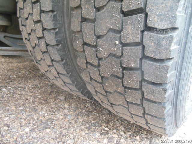 Flaklastbil med kapell IVECO EUROCARGO ML 160E28, 21 PALETTEN, LBW