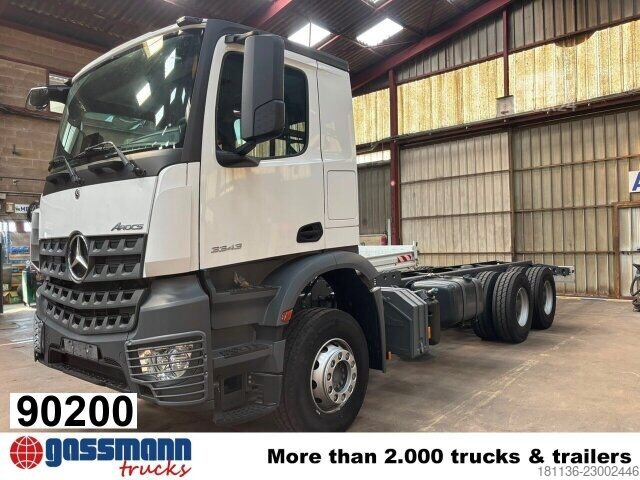 Chasis de camión Mercedes-Benz Arocs 3343 K 6x4, Nebenantrieb NMV oder