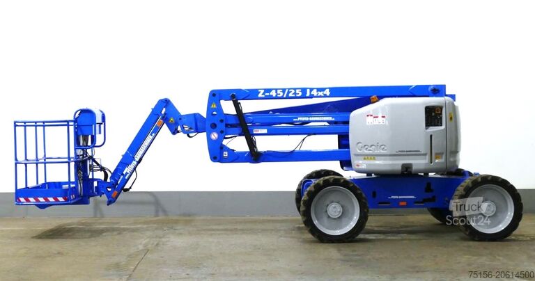 Önjáró munkaállvány Genie Z-45/25 J ** 16.1m / seitlich 8.5m **