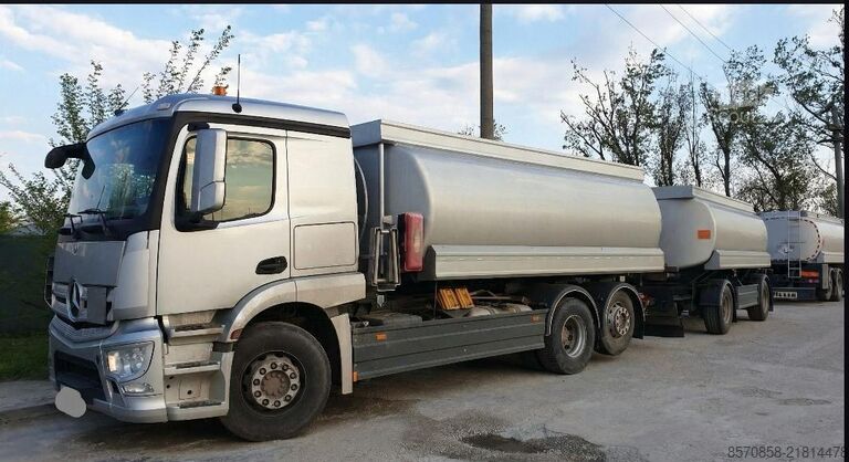 Autocisternă Mercedes Benz Actros