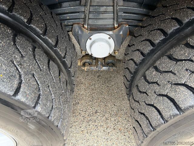 Otomatik beton mikser kamyonu Astra HD9 84.48