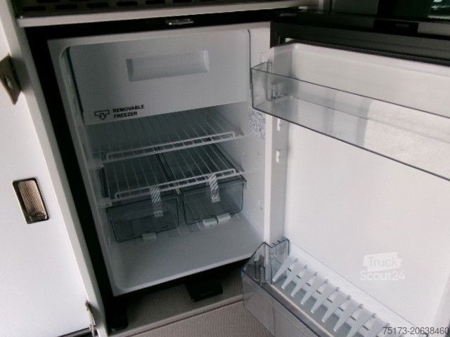 Campingvogn/autocamper FORD Tourneo Custom L2 Copa C530 Attractive Markise