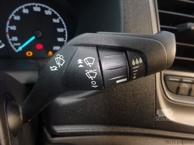 Dobozos furgon FORD Transit Kasten 350 L3H2 Trend 130PS Express-Line