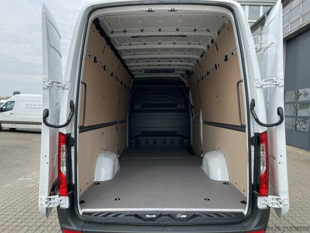 Панельний фургон Mercedes-Benz Sprinter 315 CDI HD L3H2 PRO+NAVI+AUTOM.+AHK+LEDBC