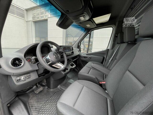 Панельний фургон Mercedes-Benz Sprinter 315 CDI HD L3H2 PRO+NAVI+AUTOM.+AHK+LEDBC