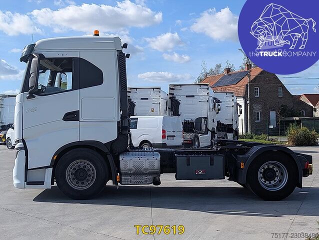  Iveco S-Way 420