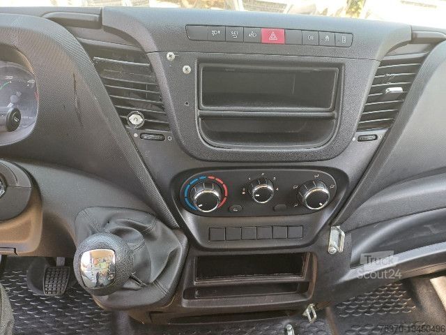 Fourgon isotherme frigorifique IVECO DAILY 35S13