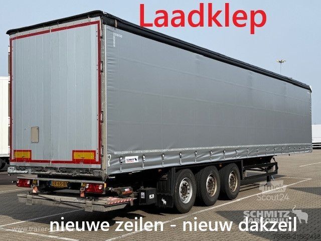 Semi-reboque aberto com lona Schmitz Cargobull Curtainsider Standard Ladebordwand