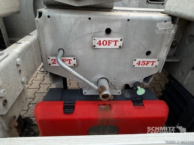 Puoliperävaunu Renders Containerfahrgestell Standard