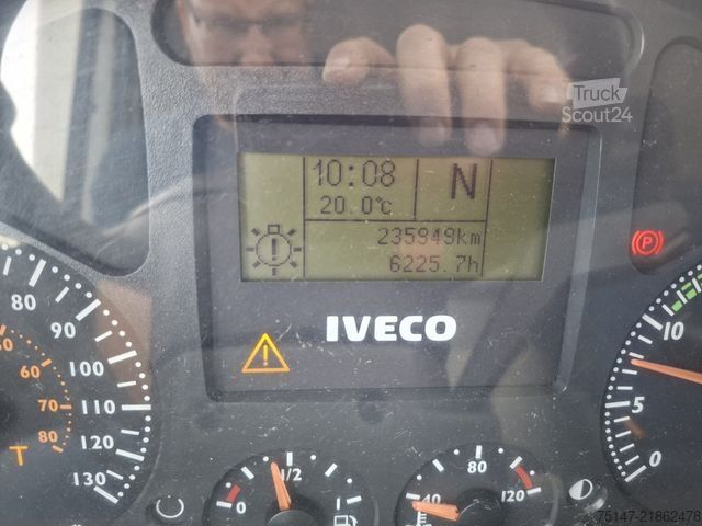 Schuifzeil bestelwagen IVECO 80E18 Eurocargo 3-Sitzer AHK Tempomat