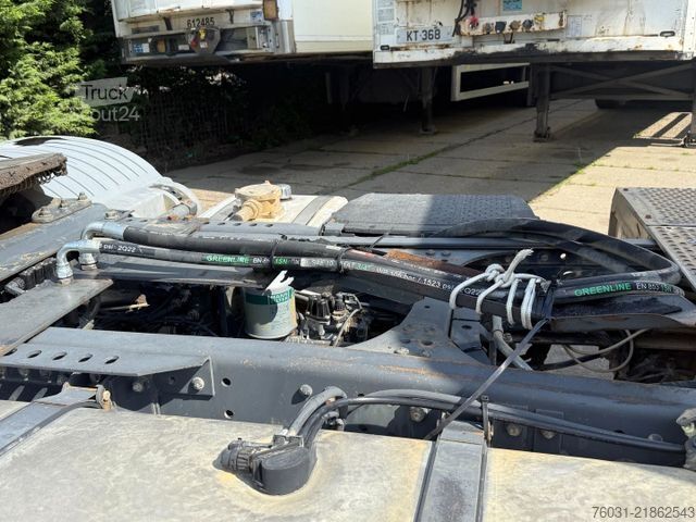Tracteur routier standard MERCEDES-BENZ Actros 1841 V6 4X2 Tractor-unit Spring/Air PTO