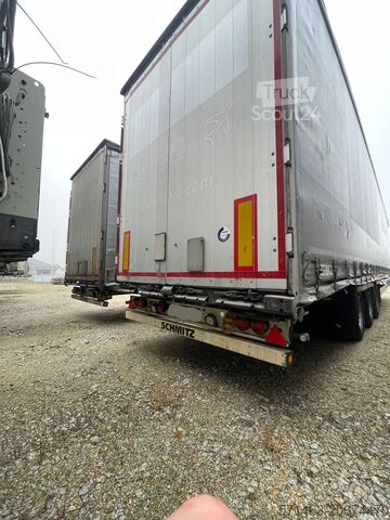 відкритий напівпричіп з тентом Schmitz Cargobull SCB S3T