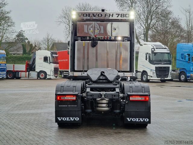 Велике навантаження Volvo FH 16.780 8x4*4 Globetrotter XL - 235T GCW - Ne...