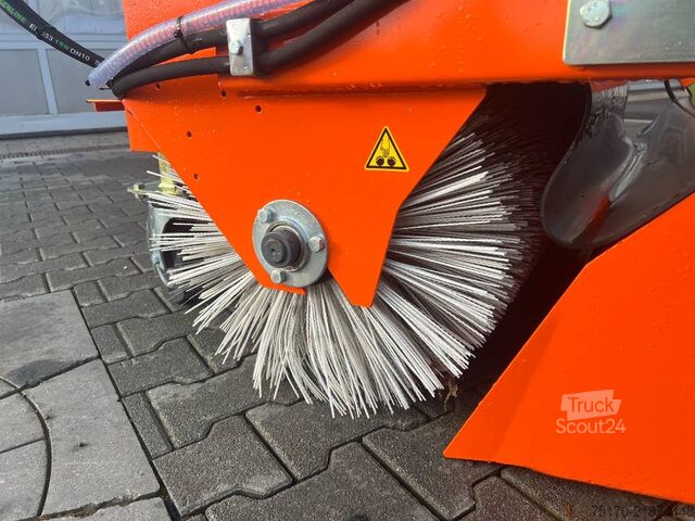 Kehrmaschine Bema 20 BK Kehrmaschine / Baujahr: 2023 / NEU