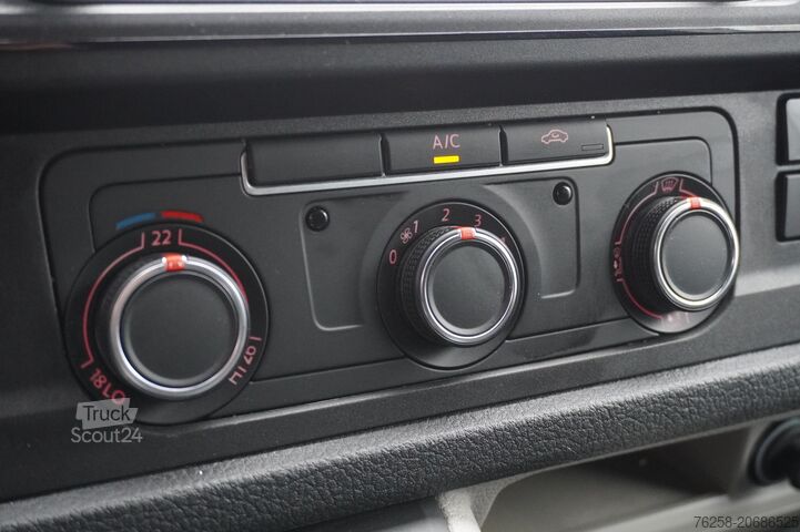 Bestelbus Volkswagen Transporter 2.0 TDI 150PK EURO 6 - Airco - Navi...