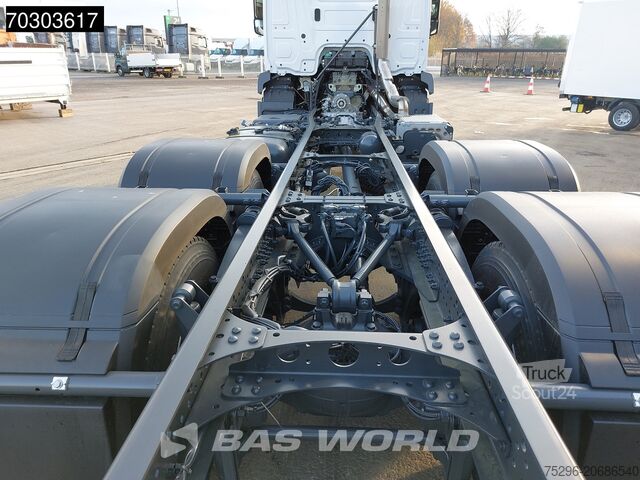 Alváz vezetőfülkével Mercedes Arocs 3340 6X4 NEW EURO 5 Chassis Steel Suspens...