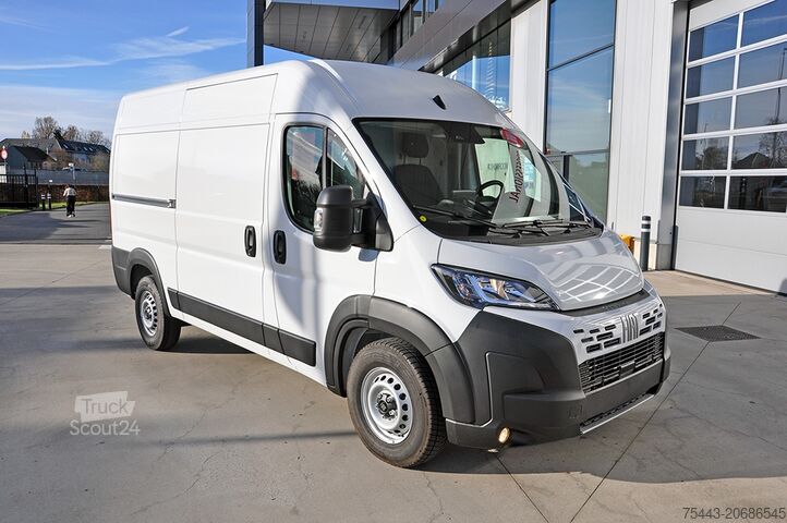 Furgão de caixa Fiat Ducato F5275 L2H2 2.2 3,5T Diesel 180pk Automaat