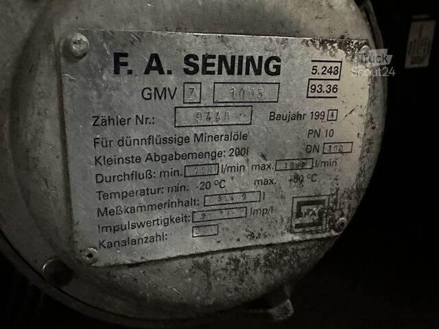 Truck with tank body SCANIA P380 Tankwagen Senning Obenbefüllung