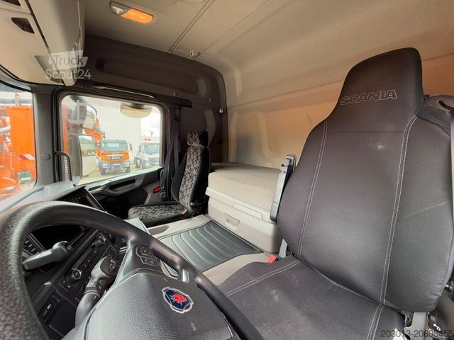 Standartinis vilkikas SCANIA G450 XT 4x4 Euro 6 SZM Kipphydraulik Blatt/ Luft