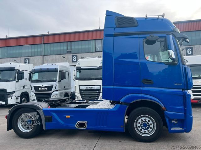 Standardni vlačilec MERCEDES-BENZ ACTROS 1853 * ACC * VOLLLUFT * SINGLE *BIG SPACE