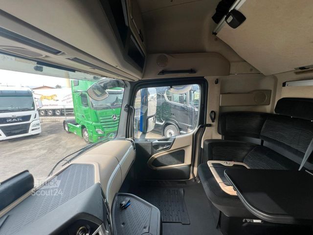 Standardni vlačilec MERCEDES-BENZ ACTROS 1853 * ACC * VOLLLUFT * SINGLE *BIG SPACE