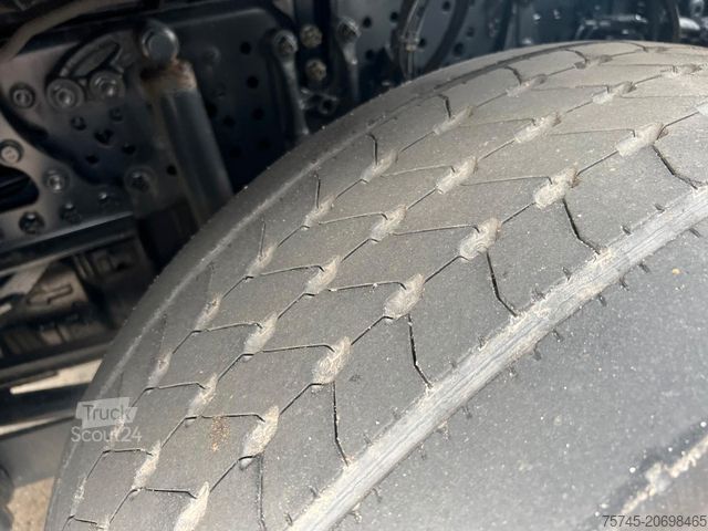 Standardni vlačilec MERCEDES-BENZ ACTROS 1853 * ACC * VOLLLUFT * SINGLE *BIG SPACE