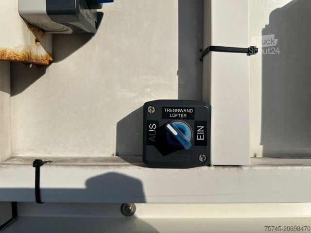 Kjølesemi SCHMITZ CARGOBULL SKO 24L * DOPPELSTOCK * LIFT * NUR 4.740H * ALU*