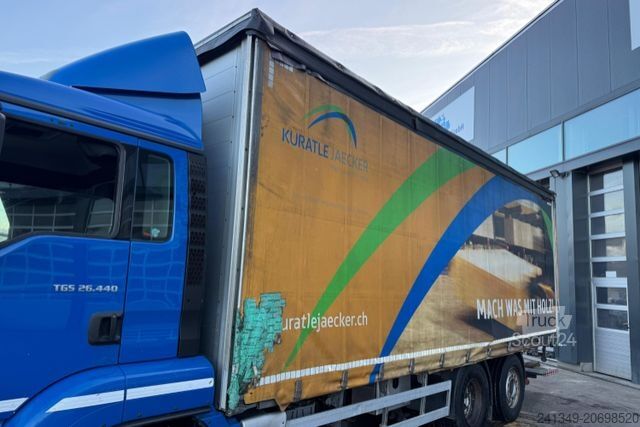 LKW mit Pritsche & Plane MAN TGS 26.440 6x2 LBW